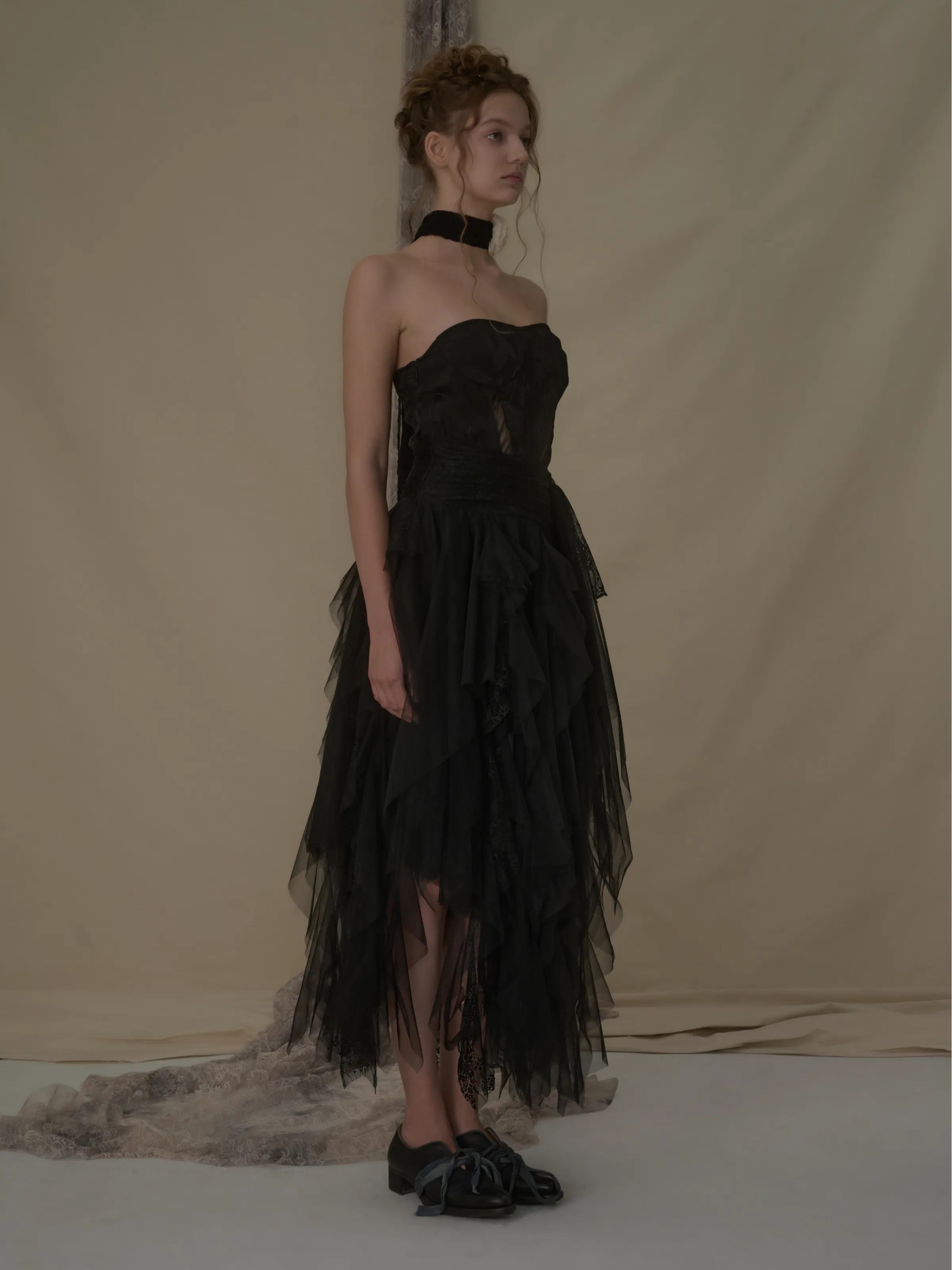 Black Waistless Lace Tube Dress