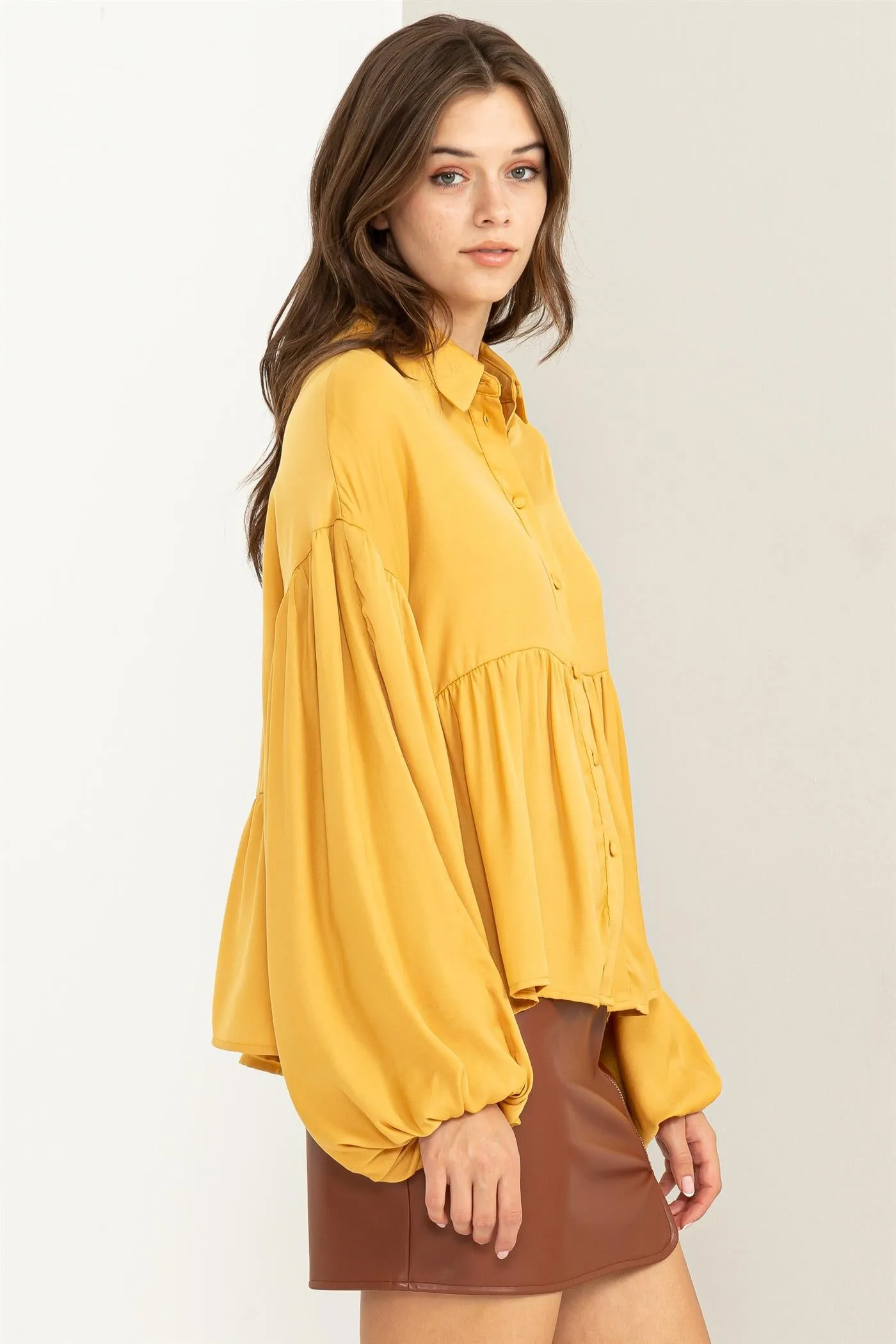 HF23E678-BUTTON-DOWN PEPLUM BLOUSE